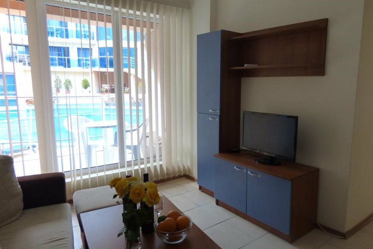 Aquamarine Aparthotel Obzor Exterior foto